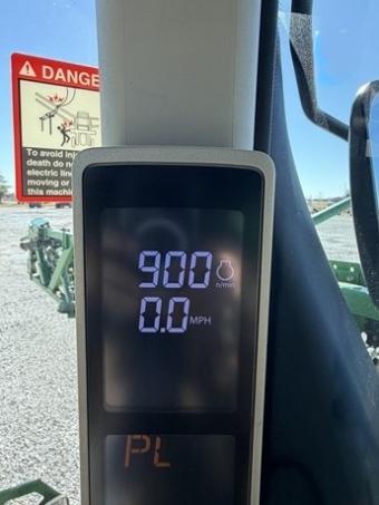 Обприскувач John Deere R4038 2017 року foto 24