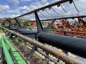 Жатка John Deere 625R 2007 року foto 4