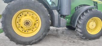 Трактор John Deere 8335R , 2013 року foto 22