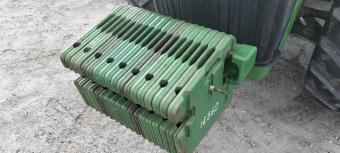 Трактор John Deere 8335R , 2013 року foto 14