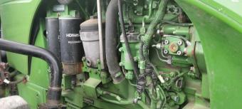 Трактор John Deere 8335R , 2013 року foto 12