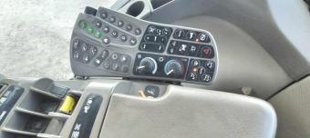 Трактор John Deere 8335R , 2013 року foto 25