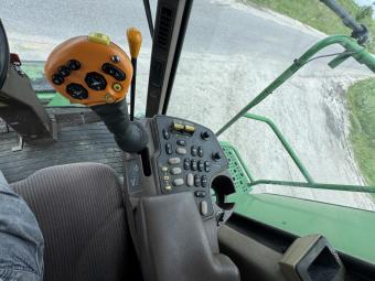 Комбайн John Deere 9880 STS, 2006 р.,+жатка 630RХ, +транспортний візок+ ріпаковий стіл foto 41