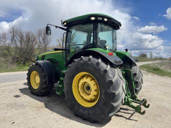 Трактор John Deere 8335R , 2012 року foto 3