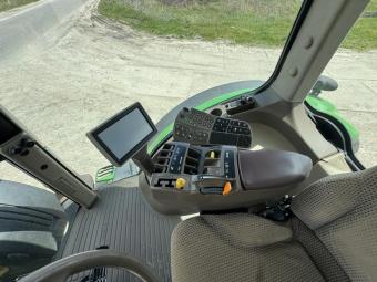 Трактор John Deere 8335R , 2012 року foto 19