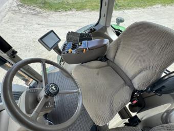 Трактор John Deere 8335R , 2012 року foto 21