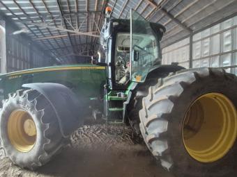 Трактор John Deere 8335R , 2012 рік foto 4