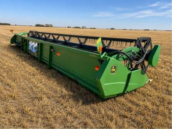Жатка John Deerе 630F Hydra-Flex 9,1м 2005 року