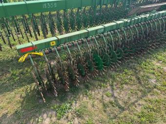 Ротацiйна борона John Deere 400 (9 м.) foto 3