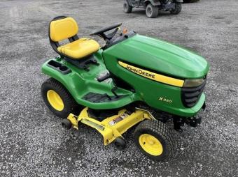 Газонокосарка John Deere X320