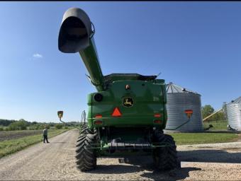 Комбайн John Deere S680 2017 року foto 7