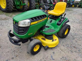 Газонокосарка John Deere D130 2011 p.