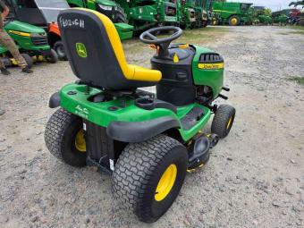 Газонокосарка John Deere D130 2011 p. foto 4