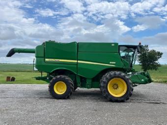 Комбайн John Deere S680 2014 рік foto 6