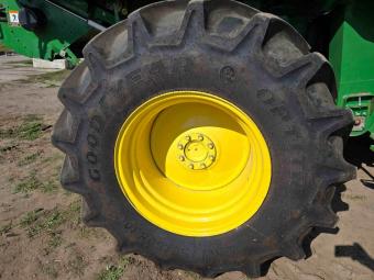 Комбайн John Deere S680 2014 рік foto 40