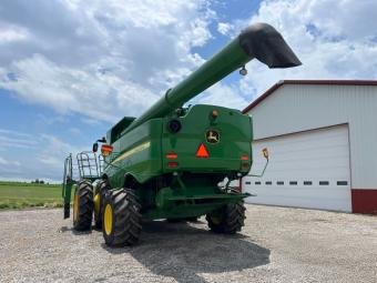 Комбайн John Deere S680 2014 рік foto 9
