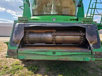 Комбайн John Deere S680 2014 рік foto 11