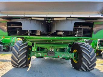 Комбайн John Deere X9 R 1000 (2022 р.) +жатка HD40Х +транспортний візок (КОМПЛЕКТ) foto 10