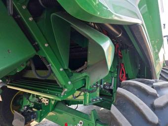 Комбайн John Deere X9 R 1000 (2022 р.) +жатка HD40Х +транспортний візок (КОМПЛЕКТ) foto 15