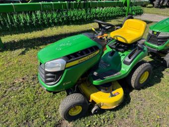 Газонокосарка John Deere E100 foto 8
