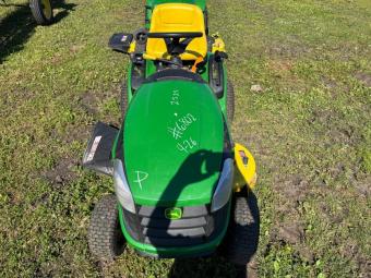 Газонокосарка John Deere E100 foto 7