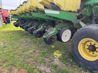 Сівалка John Deere 1780 Bauer Built (24 рядна) foto 14