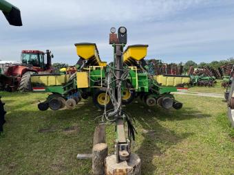 Сівалка John Deere 1780 Bauer Built (24 рядна) foto 6