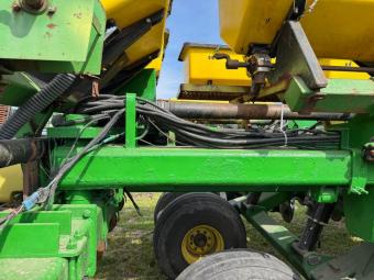 Сівалка John Deere 1780 Bauer Built (24 рядна) foto 17