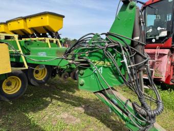 Сівалка John Deere 1780 Bauer Built (24 рядна) foto 3