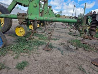 Просапний культиватор John Deere RM foto 8