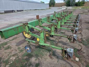 Просапний культиватор John Deere RM foto 7