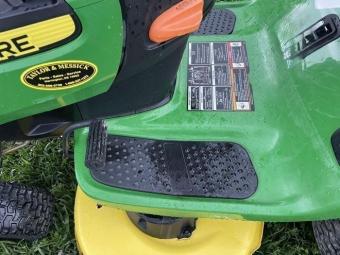 Газонокосарка John Deere D125  2015р foto 3